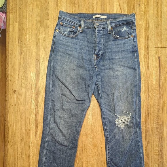 Levi's® Wedgie Fit Jeans - Picture 2 of 7